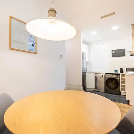 Urgell Apartment