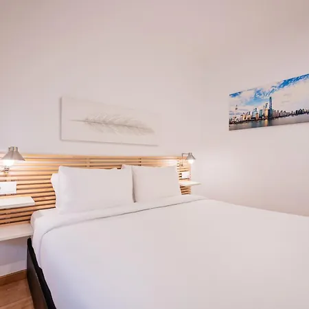 Urgell Appartement *